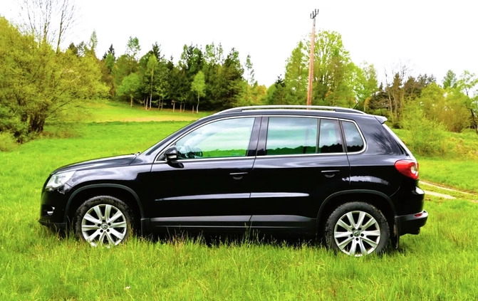 Volkswagen Tiguan cena 35777 przebieg: 247222, rok produkcji 2010 z Grudziądz małe 106